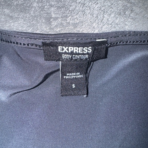 Express long sleeve body contour bodysuit - Picture 4 of 4